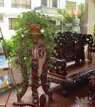 Huaqiao Hotel Linhai エクステリア 写真