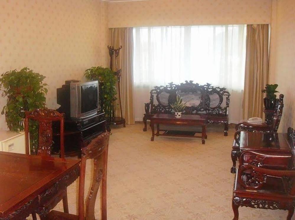 Huaqiao Hotel Linhai エクステリア 写真